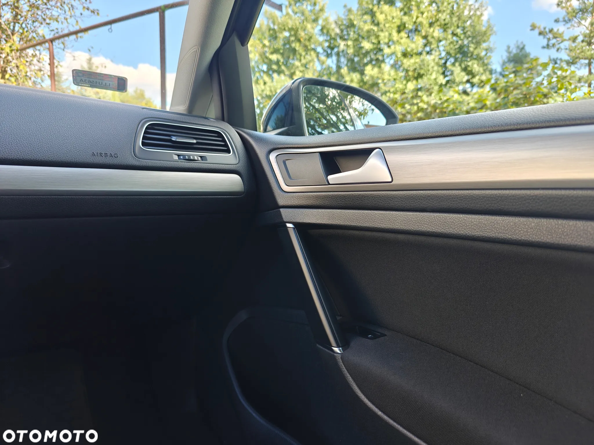 Volkswagen Golf VII 1.6 TDI BMT Comfortline - 26