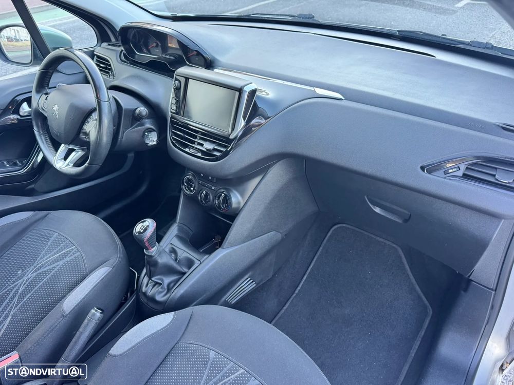 Peugeot 208 1.4 HDi Active - 11