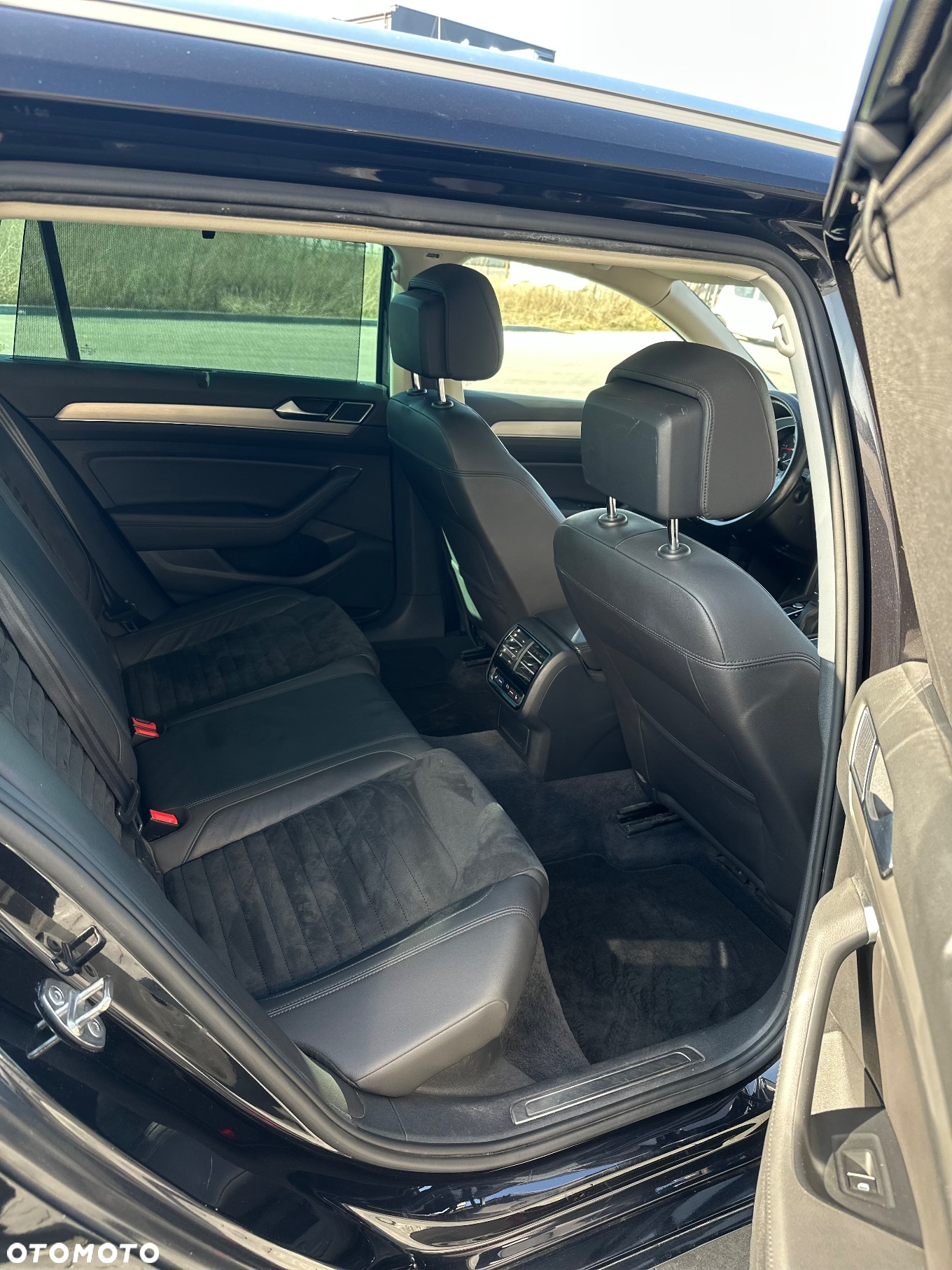 Volkswagen Passat 2.0 TDI BMT 4Mot Highline DSG - 13