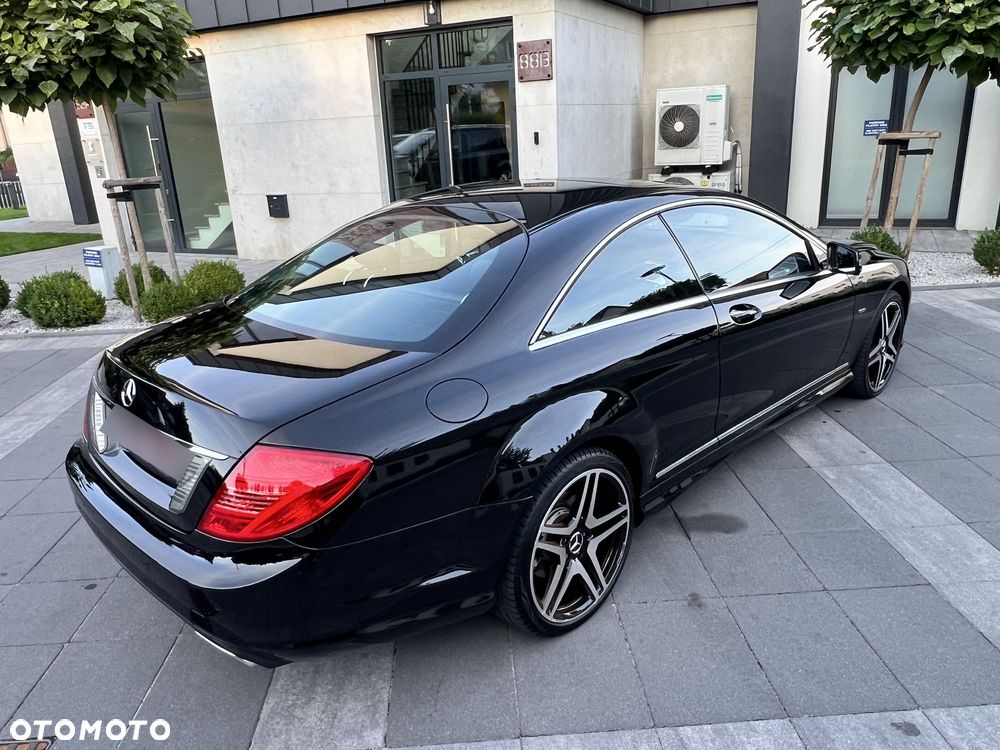 Mercedes-Benz CL 500 4-Matic BlueEff - 11