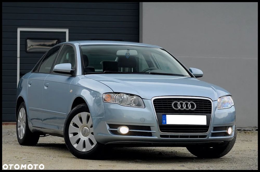 Audi A4 Limousine - 2