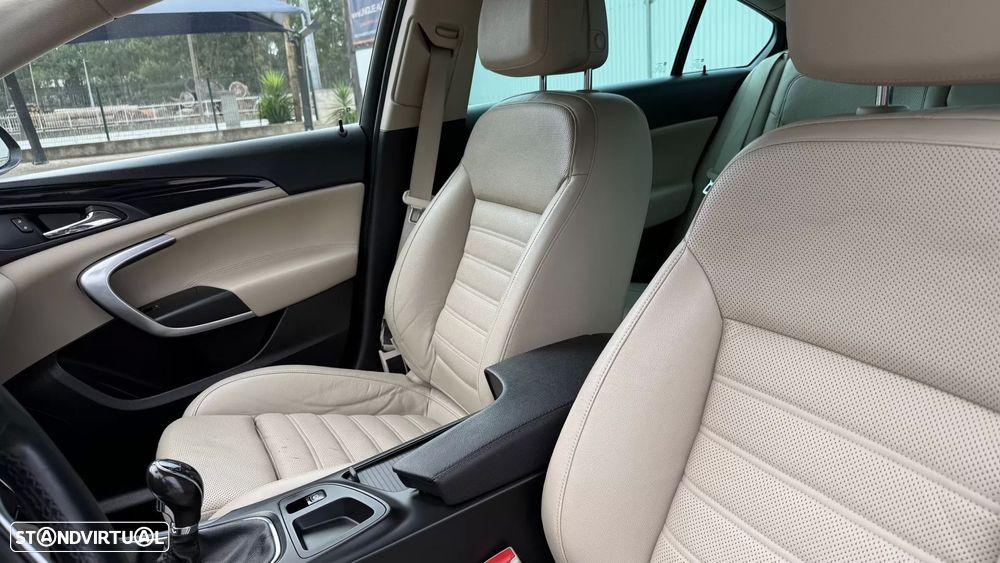 Opel Insignia 2.0 CDTI executive S/S - 41