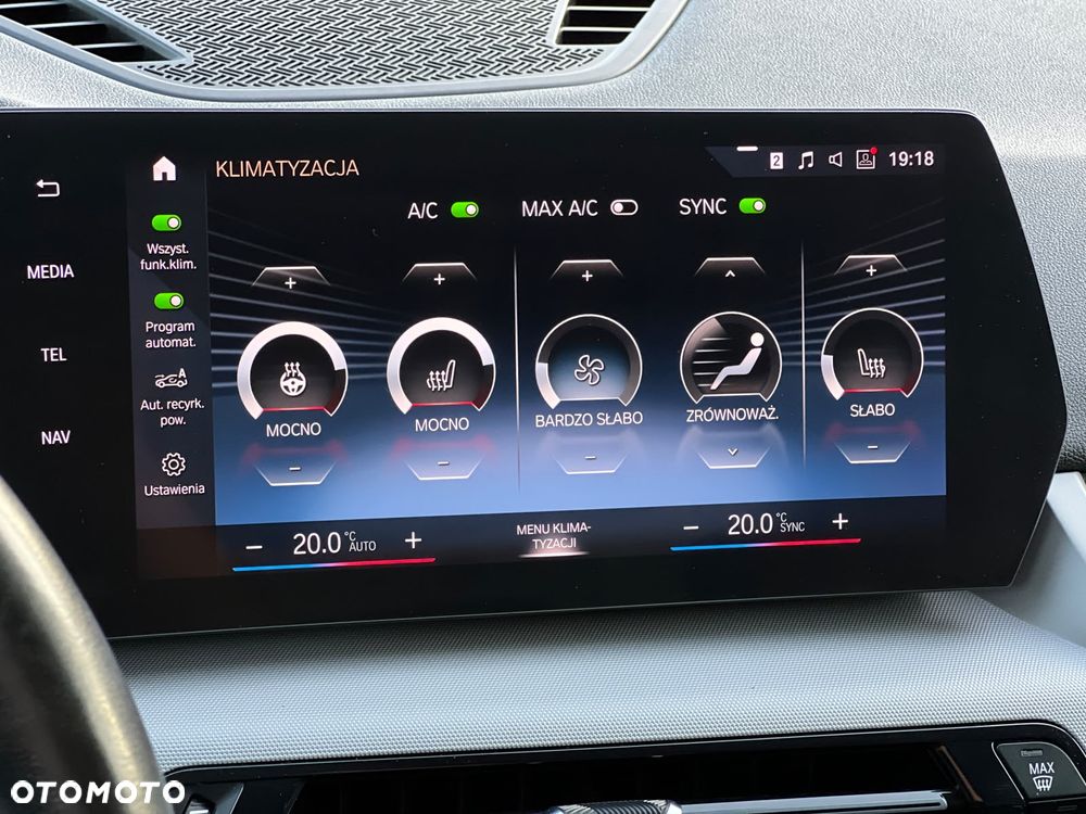BMW X1 sDrive18d sport - 28
