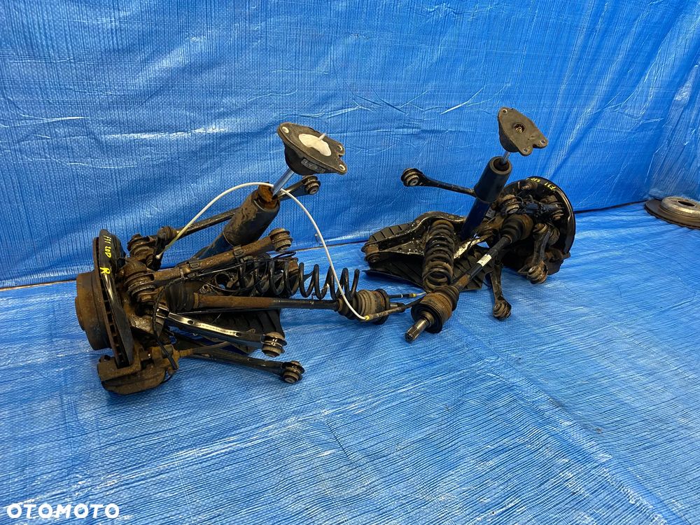ZAWIESZENIE ZWROTNICA LEWA PRAWA TYLNA KOPYTO AMORTYZATOR WAHACZE PIASTA PÓŁOŚ TARCZA ZACISK  KOMPLET LEWY PRAWY TYŁ BMW F30 F31 320D 2.0D N47 ORYGINAŁ - 3