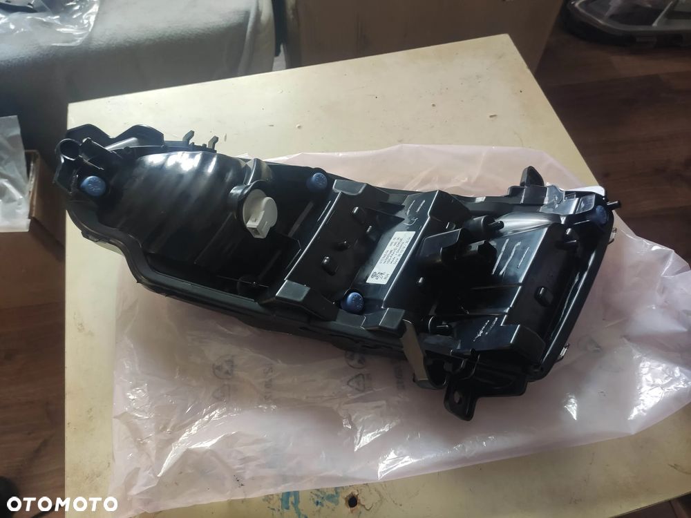 PD Lampa DRL Led Dzienny Prawy Przód Peugeot 508 RXH 2010- NOWA 9676557680 - 2