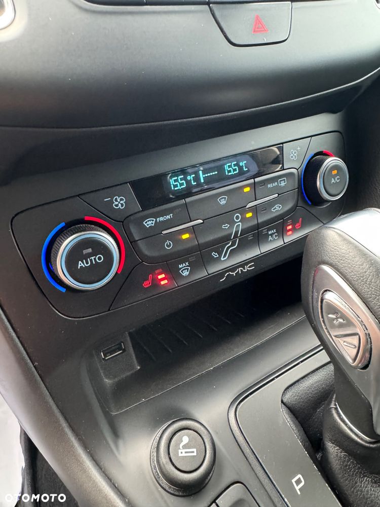 Ford Focus - 25