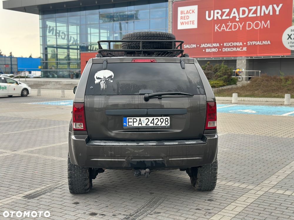 Jeep Grand Cherokee - 7