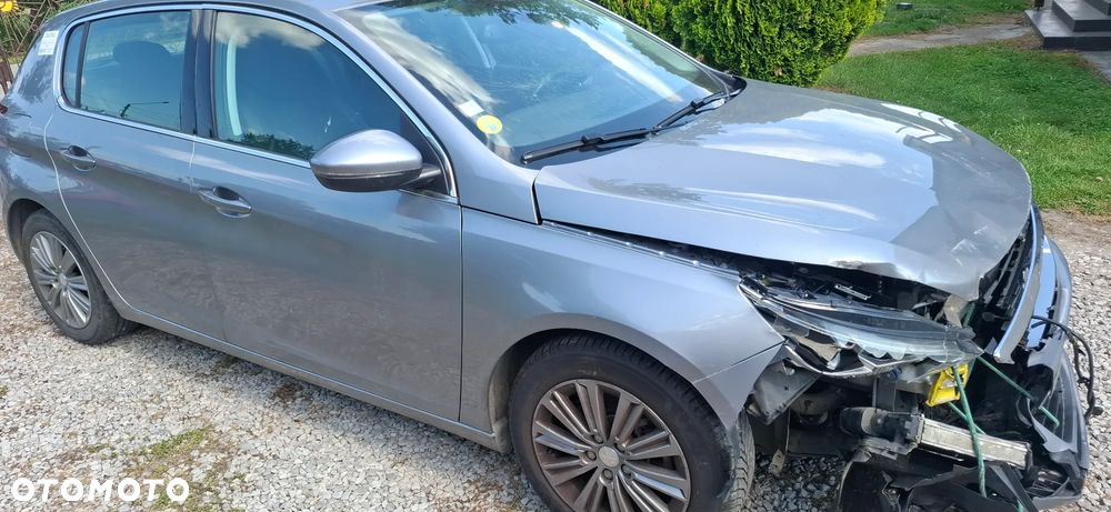 Peugeot 308 - 6