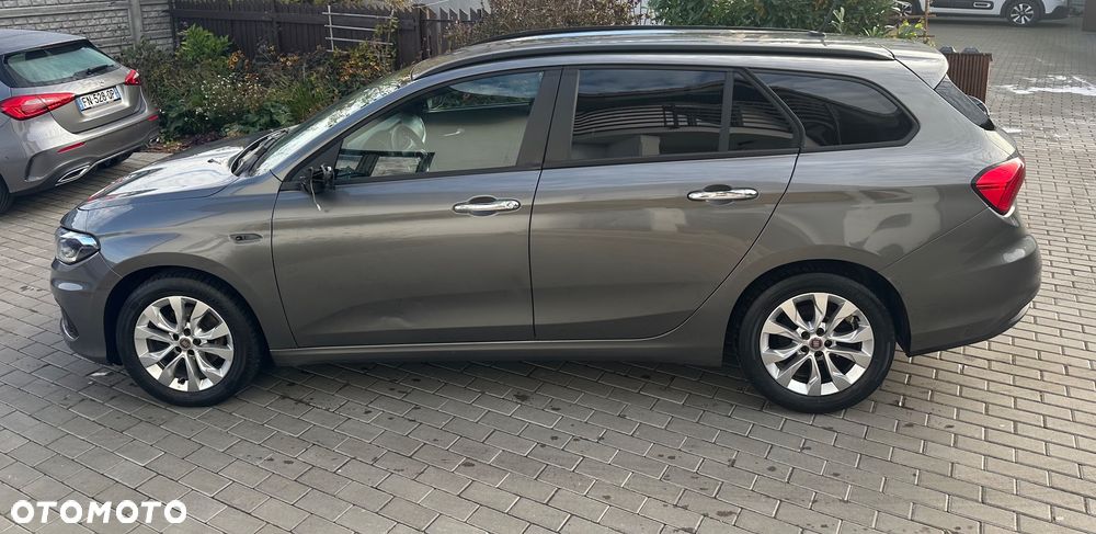 Fiat Tipo 1.6 MultiJet 16v Lounge - 7