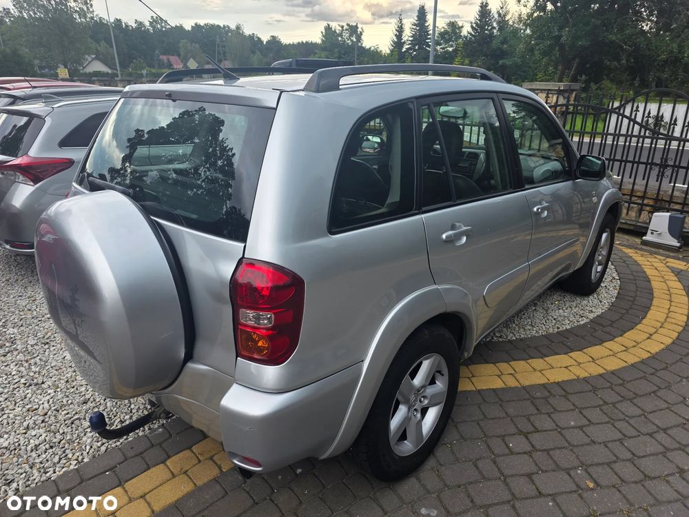 Toyota RAV4 D-4D 4x4 Executive - 8