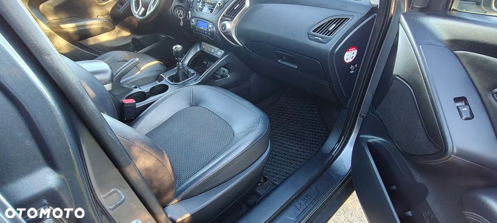 Hyundai ix35 2.0 CRDi 4WD Premium - 23