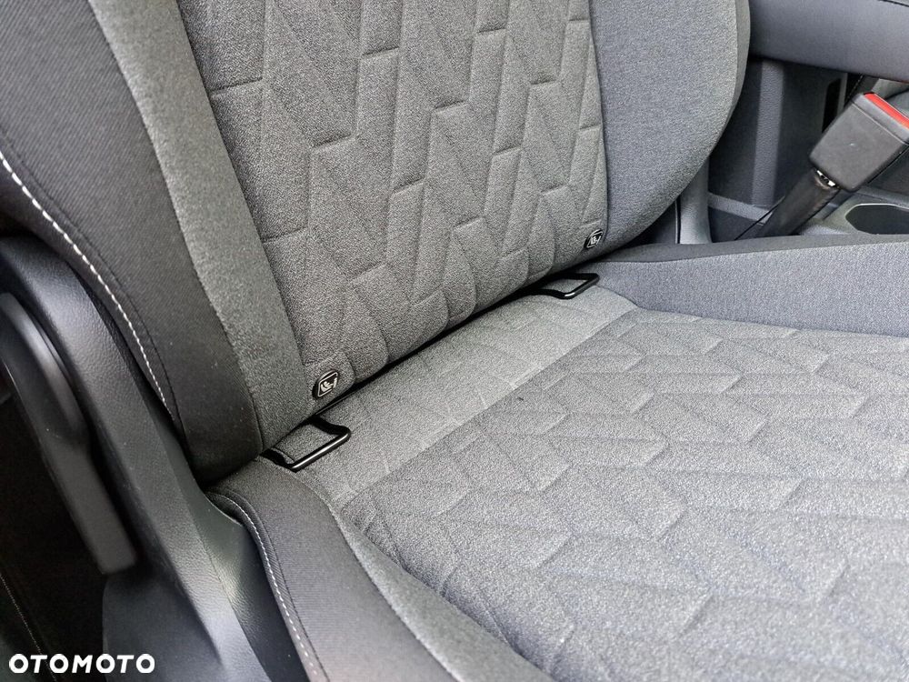 Volkswagen T-Cross - 25