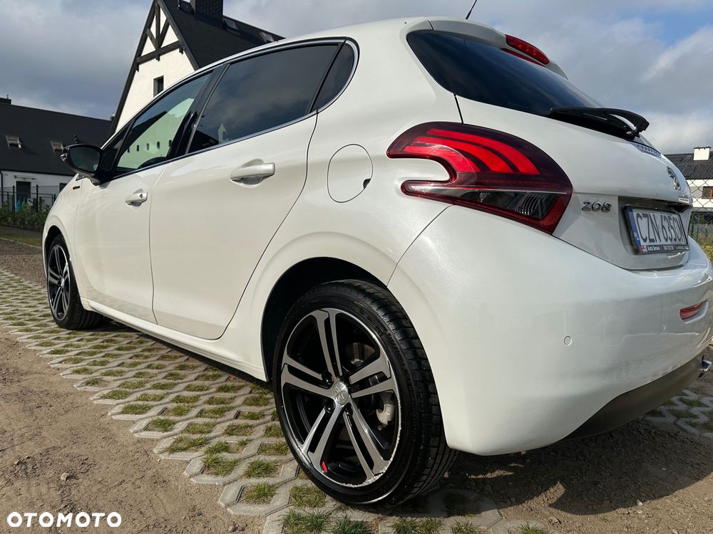 Peugeot 208 - 3