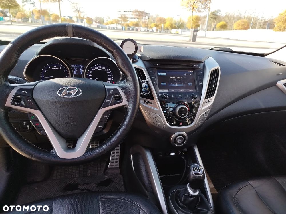 Hyundai Veloster 1.6 blue Premium - 10
