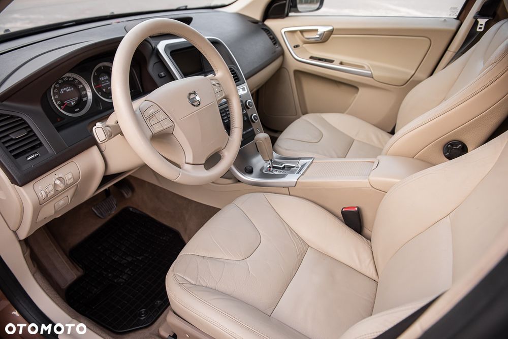 Volvo XC 60 D5 AWD Summum - 15