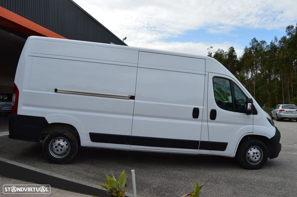 Peugeot Boxer 2.2 BlueHDi 333 L3H2 Premium - 4
