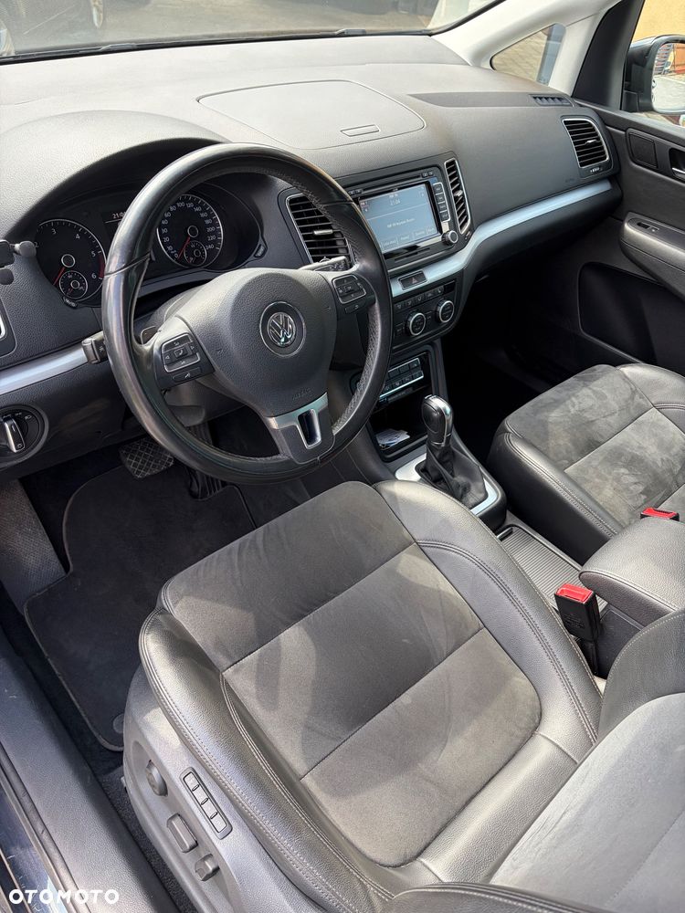 Volkswagen Sharan 2.0 TDI DSG BlueMotion Technology Highline - 28