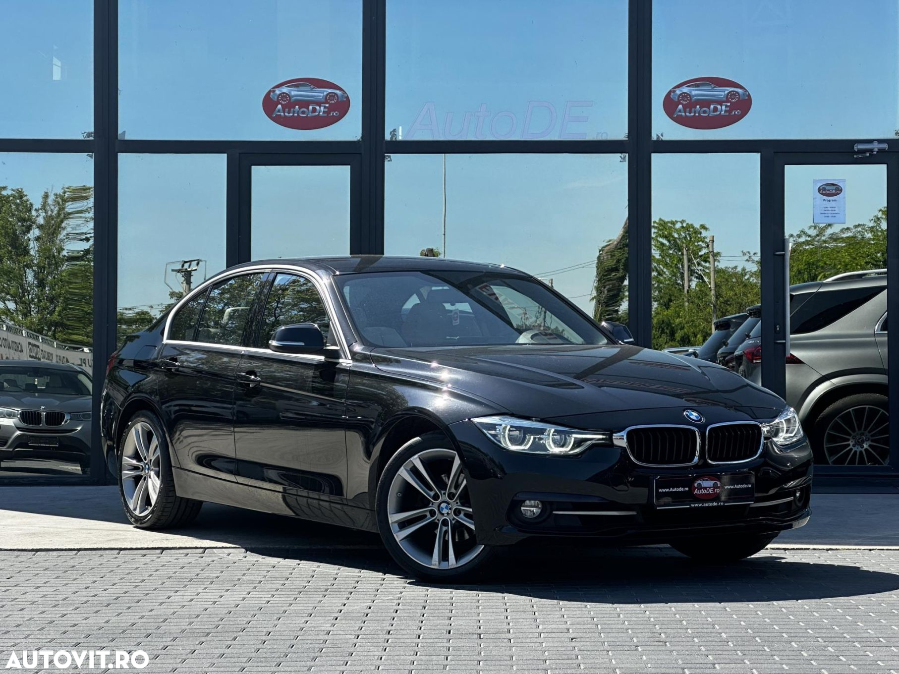 BMW Seria 3 320i Aut. Sport Line - 2