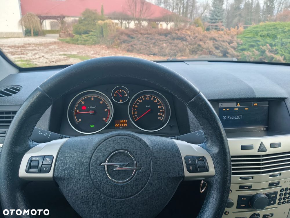 Opel Astra 1.7 CDTI DPF - 11