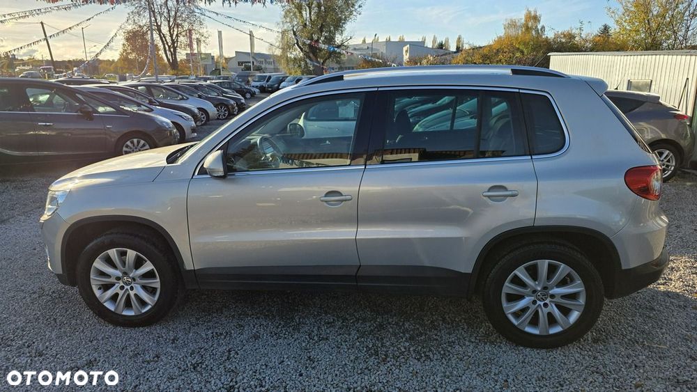 Volkswagen Tiguan - 9