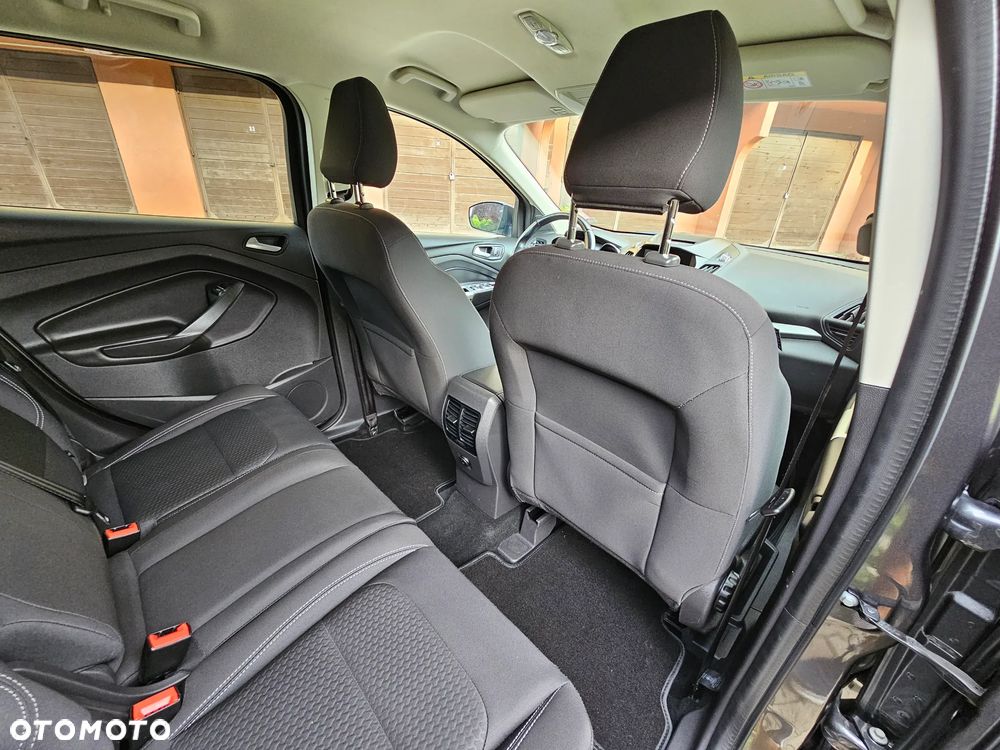 Ford Kuga - 19