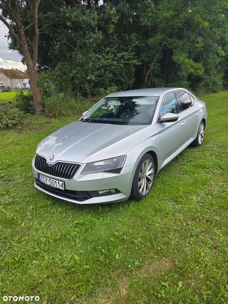Skoda Superb 2.0 TDI SCR 4x4 Style DSG - 34