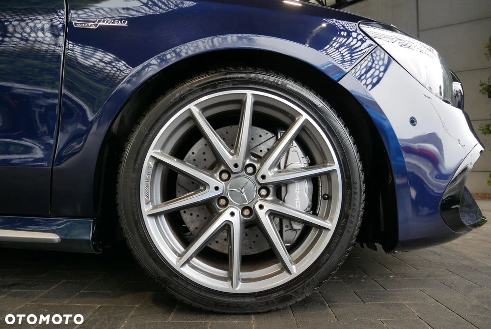 Mercedes-Benz CLA AMG 45 4Matic AMG Speedshift DCT 7G - 34