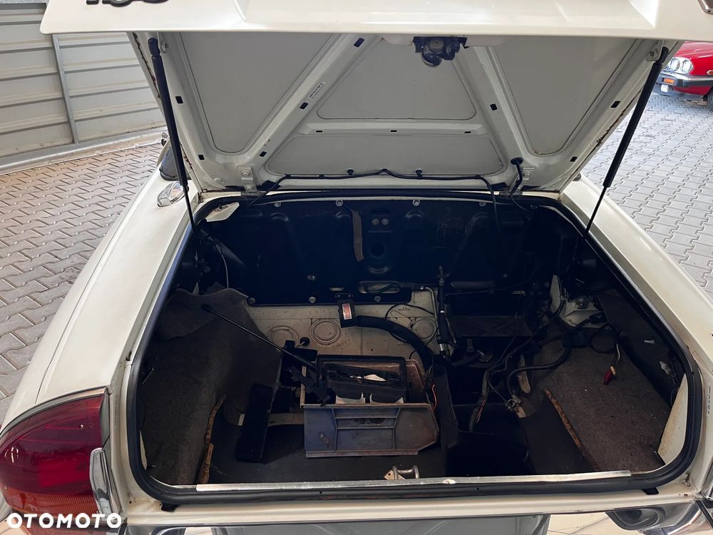 Jaguar XJS - 16