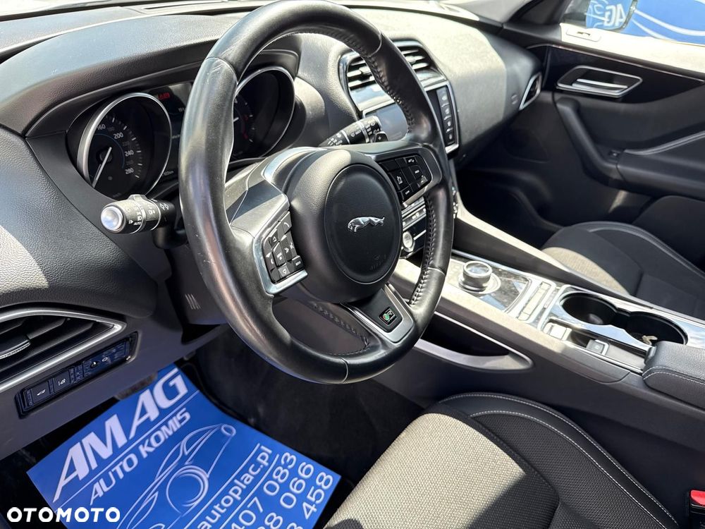 Jaguar F-Pace 20d AWD R-Sport - 16