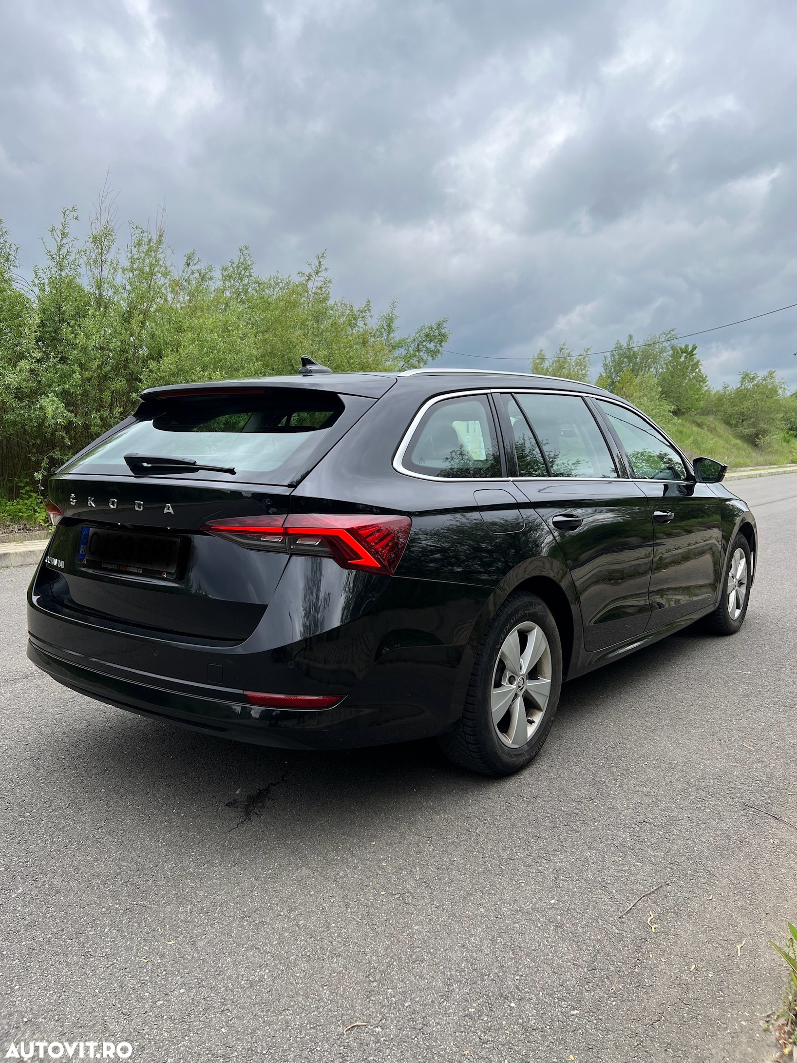 Skoda Octavia 2.0 TDI DSG Style - 3