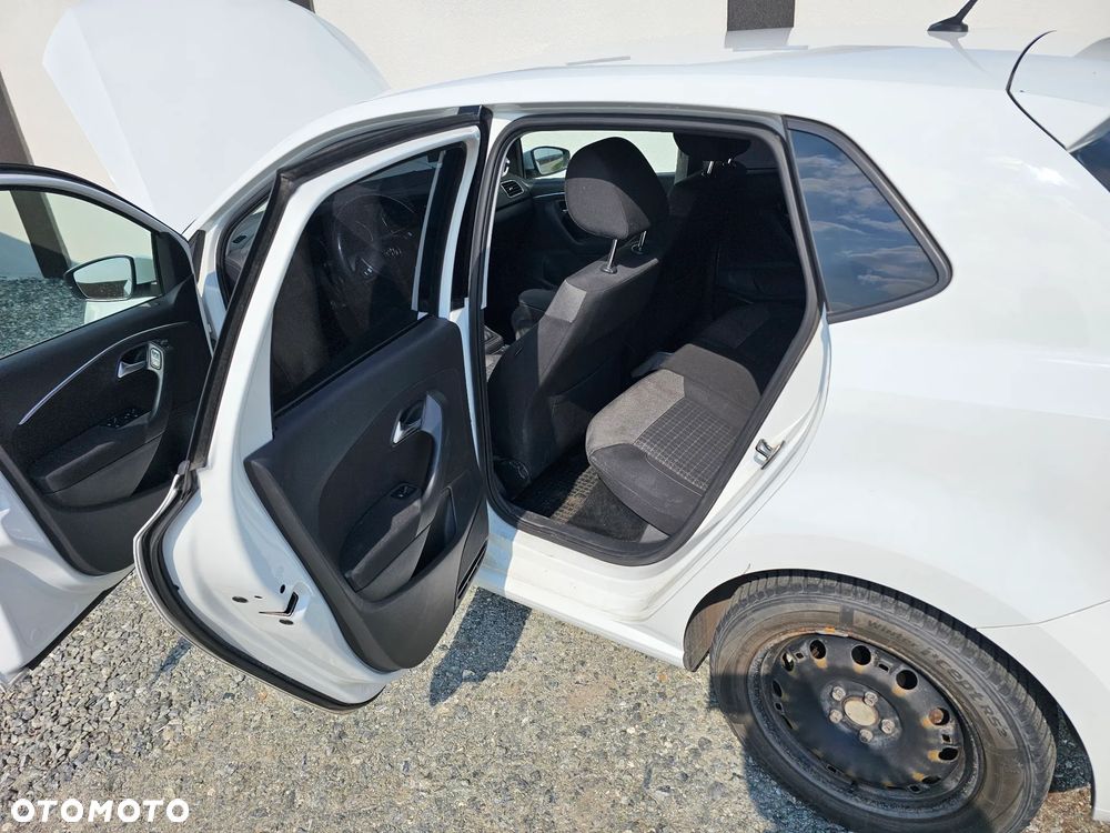 Volkswagen Polo - 4