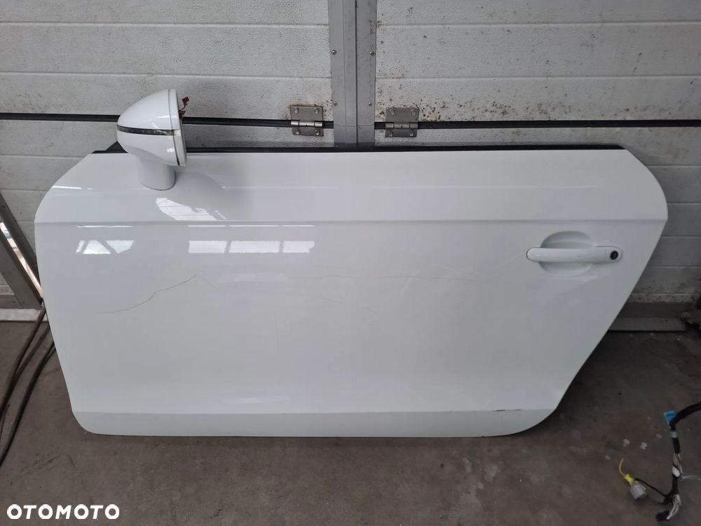 AUDI TT 8J DRZWI LEWE Z LUSTERKIEM - 1