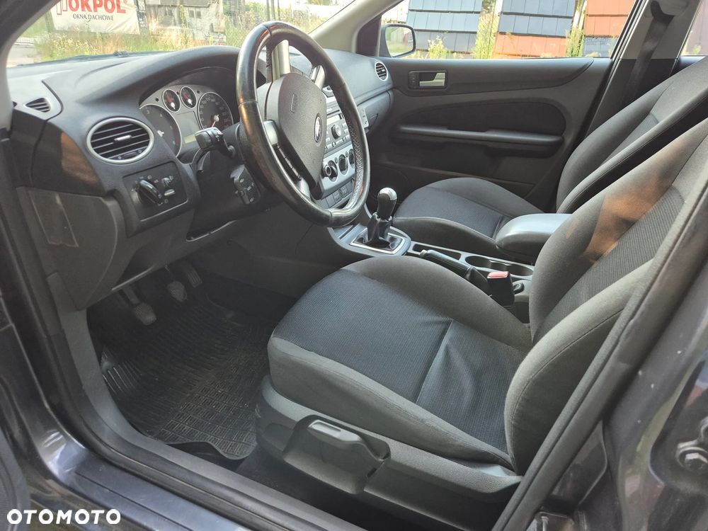 Ford Focus 1.6 TDCi Ghia - 7