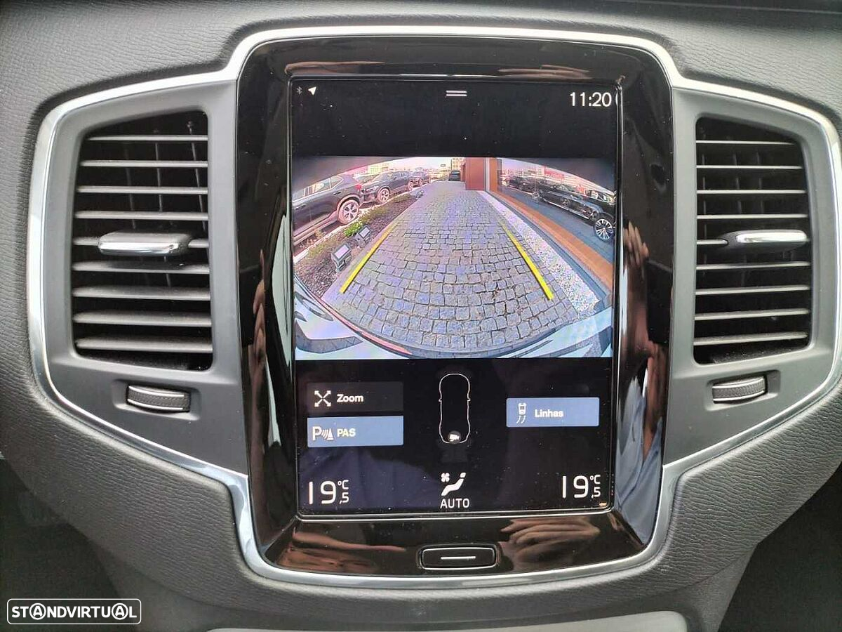 Volvo XC 90 - 9