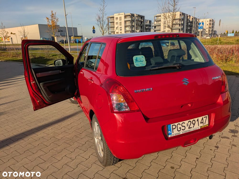 Suzuki Swift 1.3 DDiS GLX / Comfort - 9