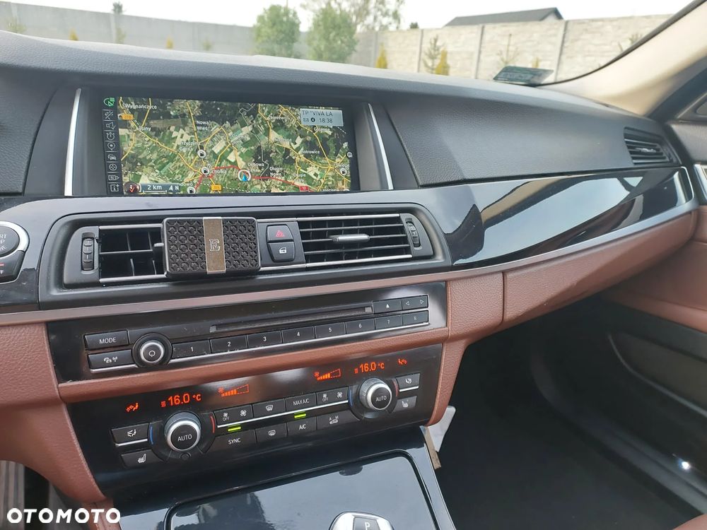 BMW Seria 5 520d xDrive Luxury Line - 18