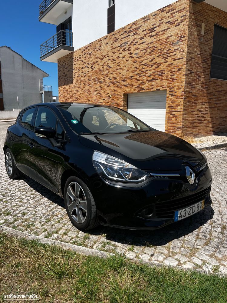 Renault Clio 1.5 dCi Dynamique Sport Edtion — fotografia 3