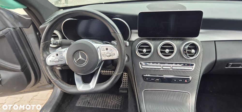 Mercedes-Benz Klasa C 220 d 9G-TRONIC - 34