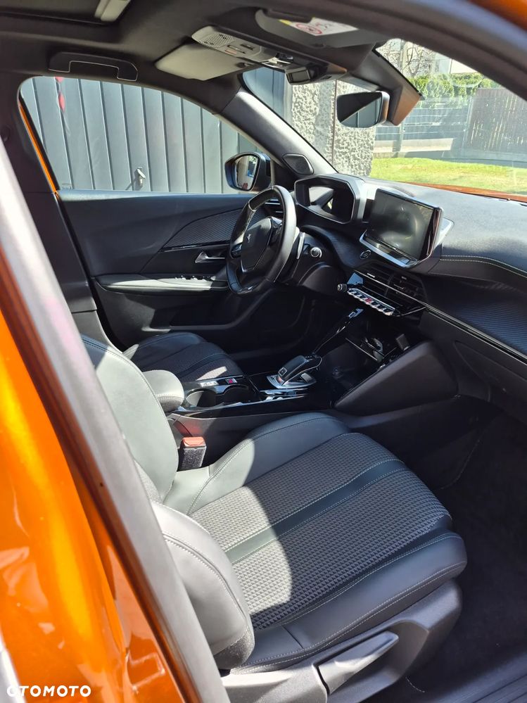 Peugeot 2008 1.2 PureTech GT Line S&S EAT8 - 7