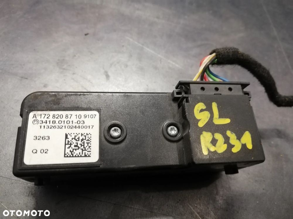 Mercedes SL R231 panel przelacznik holowania a1728208710 - 2