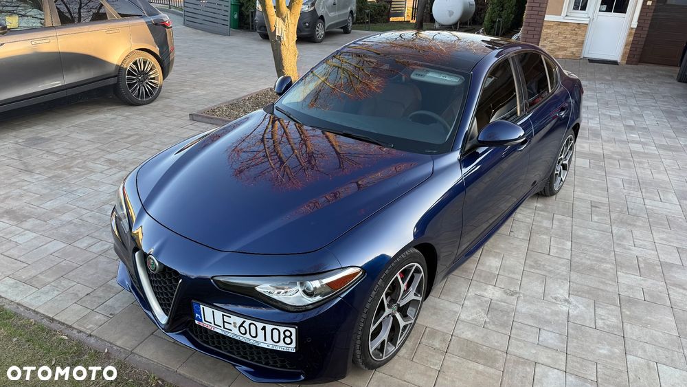 Alfa Romeo Giulia - 18