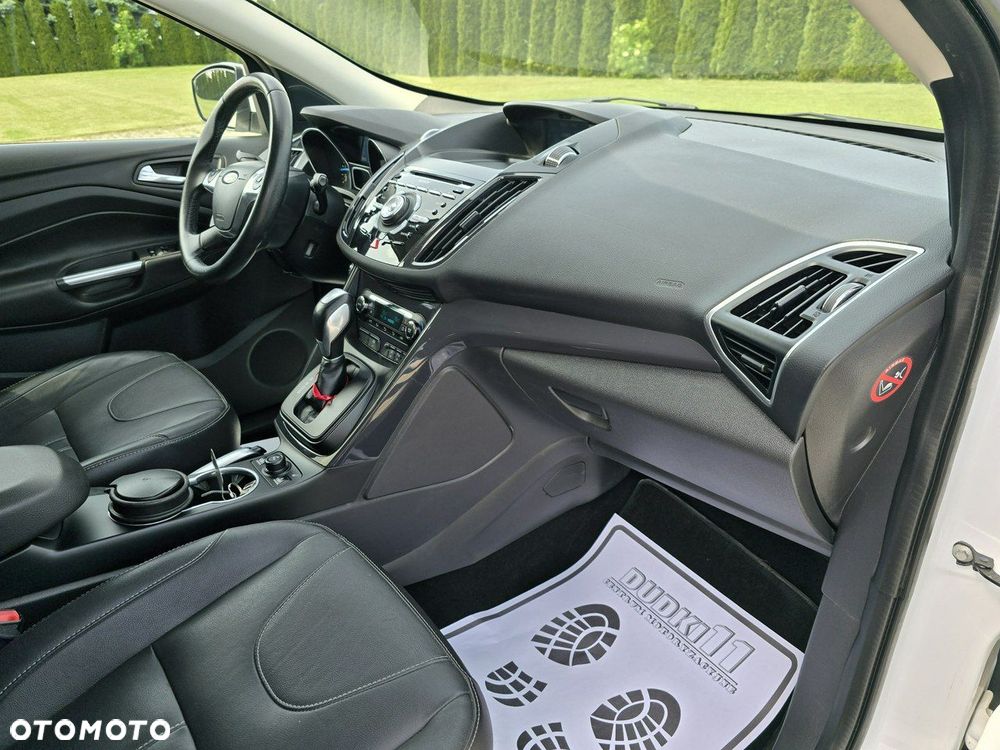 Ford Kuga - 30
