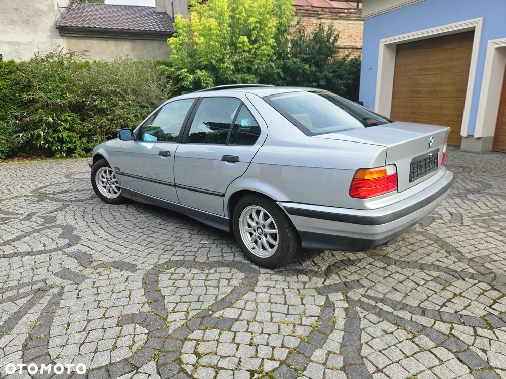 BMW Seria 3 - 22