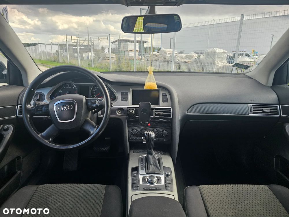 Audi A6 Avant 2.0 TDI Multitronic - 11