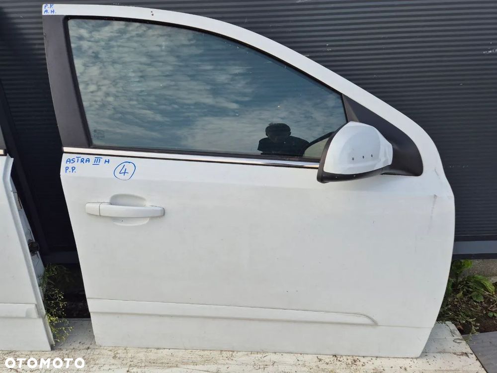 W-wa ASTRA III H DRZWI / KLAPA / MASKA / DRZWI - 4
