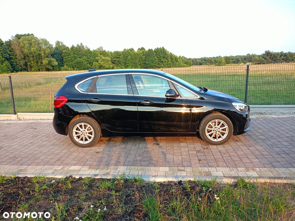 BMW Seria 2 218i - 8