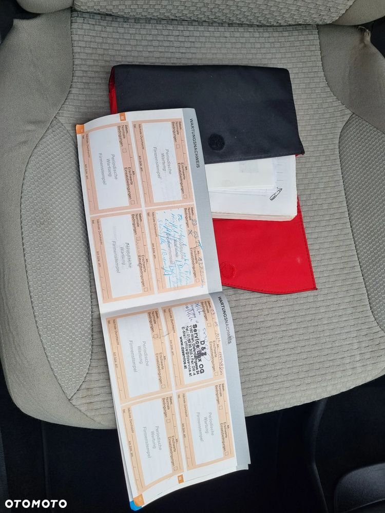 Citroën C4 Picasso e-HDi 110 FAP EGS6 Business Class - 35