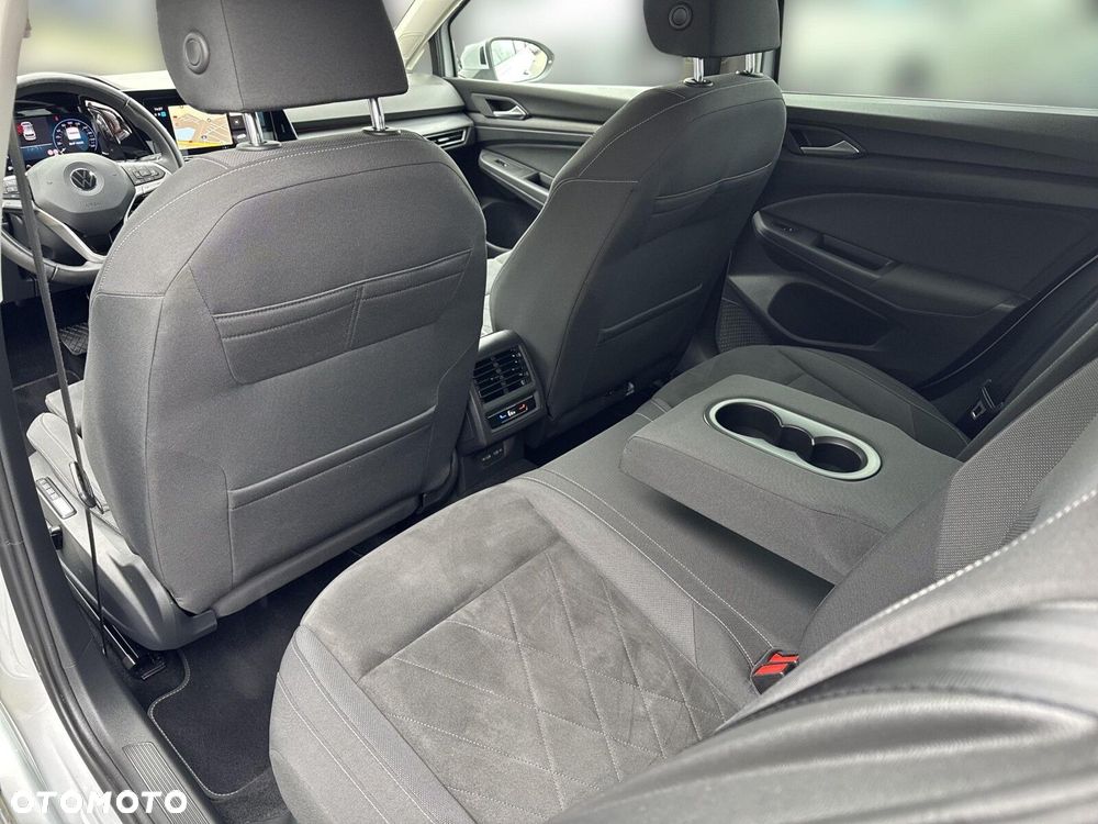 Volkswagen Golf VIII 1.4 TSI Plug-In Hybrid Style DSG - 33