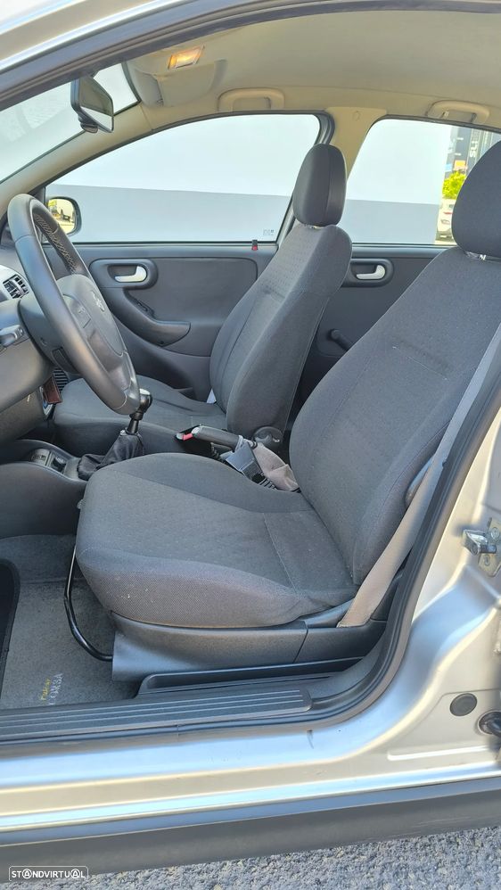 Opel Corsa 1.2 16V N-Joy - 30