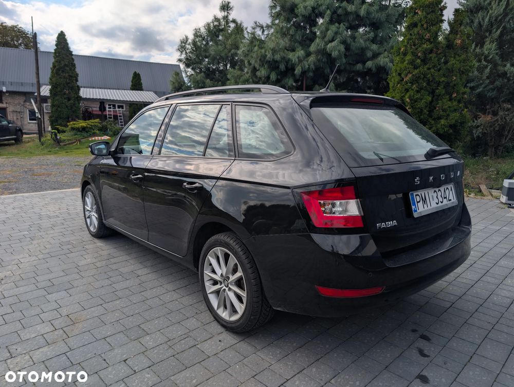 Skoda Fabia - 4